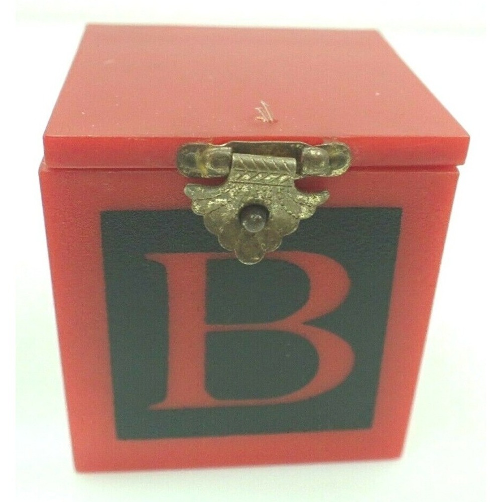 Studio 56 Bear in a Box Pop Up Ornament
